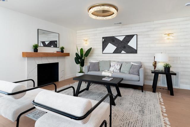 3742 Savannah Rd, Fremont CA: https://media.crmls.org/mediaz/5fdaa6d8-2b45-4c60-9425-39fd90407501.jpg