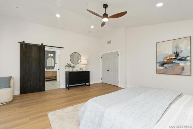 MLS #250038764SD image #21