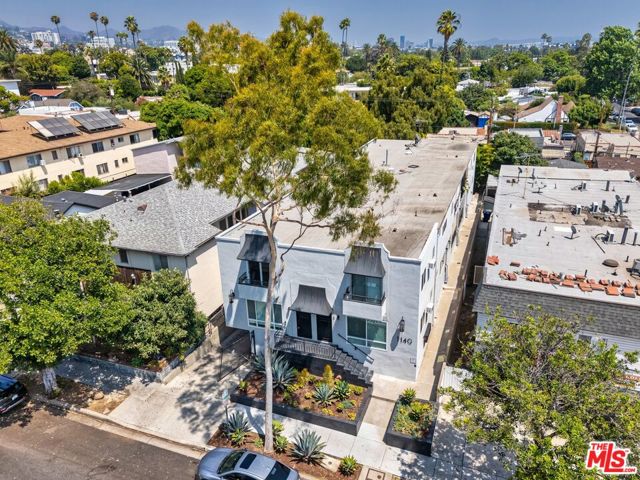 1140 N Ogden Drive, West Hollywood CA: https://media.crmls.org/mediaz/5fdc169f-32f8-4303-98c2-2f376f584842.jpg