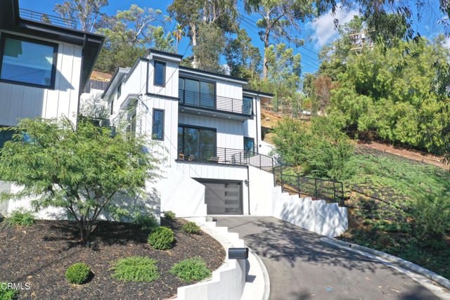 Detail Gallery Image 28 of 41 For 6565 Pickwick St, Los Angeles,  CA 90042 - 3 Beds | 3/1 Baths