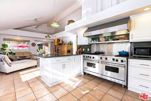 Drew Fenton | 17173 Avenida De Santa Ynez Pacific Palisades CA | MLS: 7500114 Drew Fenton | 17173 Avenida De Santa Ynez Pacific Palisades CA | MLS: 7500114