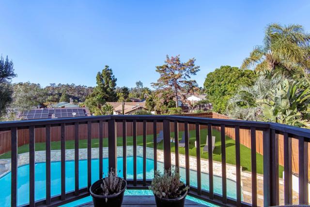 11646 La Colina, San Diego CA: https://media.crmls.org/mediaz/5fe2ff16-8c19-4bb4-9f8a-508af7b823a5.jpg
