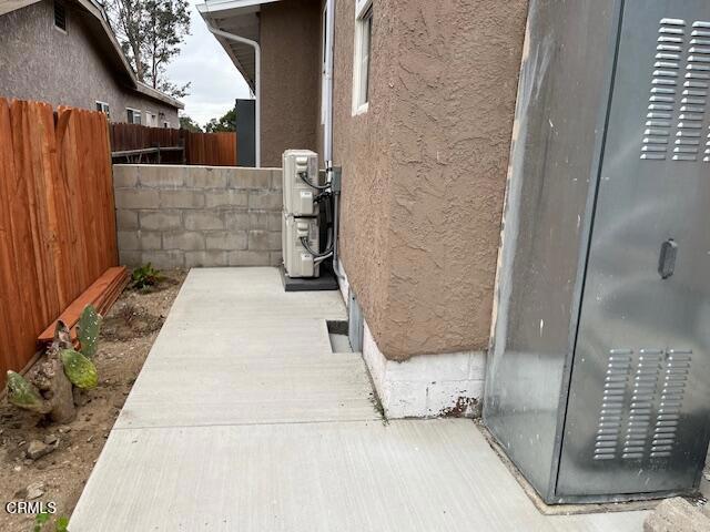 Detail Gallery Image 12 of 16 For 10029 Marcus Ave, Tujunga,  CA 91042 - 2 Beds | 1 Baths