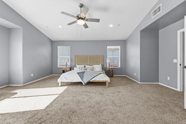 Detail Gallery Image 26 of 55 For 209 Journeys End, Vista,  CA 92083 - 4 Beds | 2/1 Baths