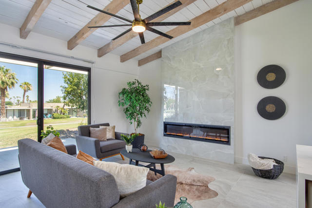 842 N Calle De Pinos, Palm Springs, CA 92262