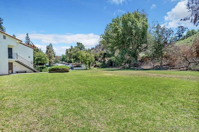5055 Collwood Way, San Diego CA: https://media.crmls.org/mediaz/5fe5ac3c-8b8d-4652-805d-ea9a257757ea.jpg
