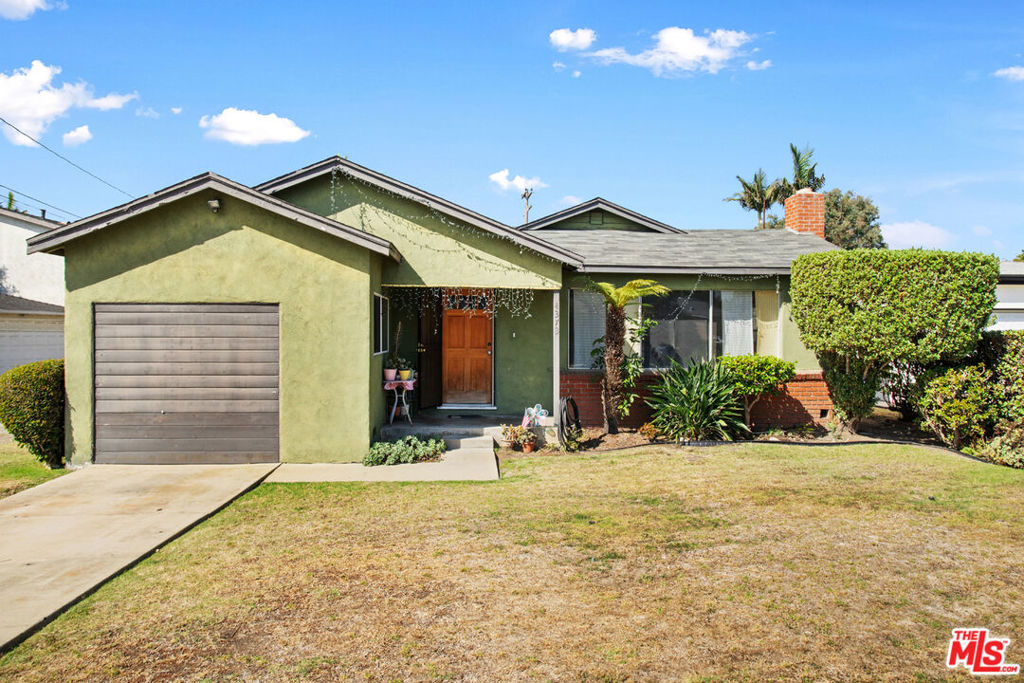 4373 Mcconnell Boulevard