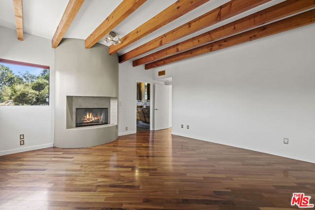 2222 Bancroft Avenue, Los Angeles CA: https://media.crmls.org/mediaz/5fe5d260-604c-496a-82d9-303fb7178951.jpg