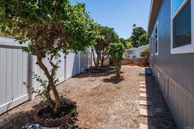 Detail Gallery Image 6 of 33 For 1401 El Norte Pkwy #76,  San Marcos,  CA 92069 - 3 Beds | 2 Baths