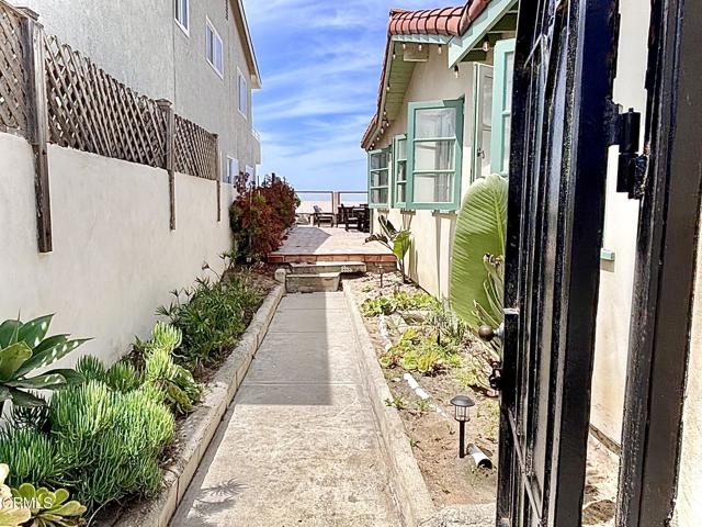 Detail Gallery Image 29 of 29 For 1205 Ocean Dr, Oxnard,  CA 93035 - 2 Beds | 2 Baths