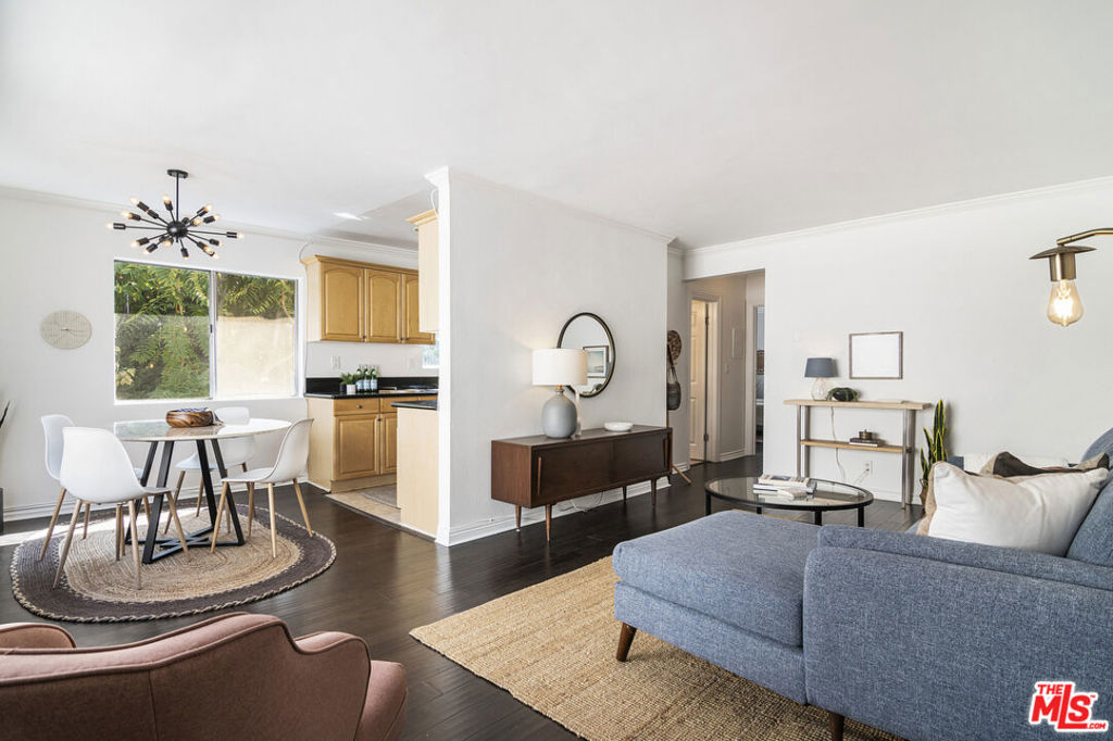 1112 N Olive Drive #8