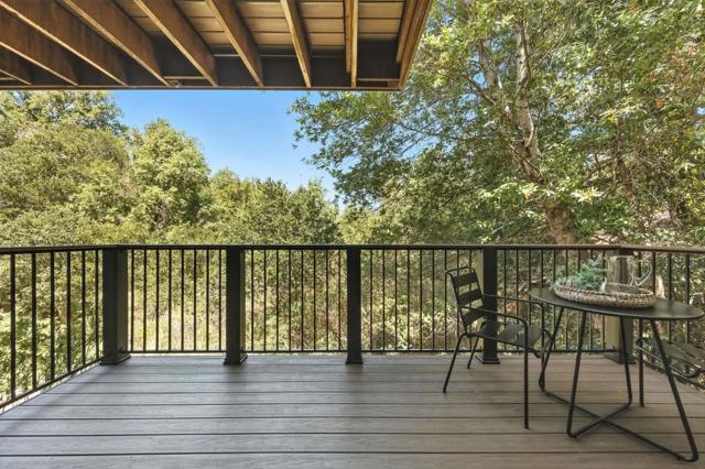 2530 Skyfarm Drive, Hillsborough CA: https://media.crmls.org/mediaz/5fe8cb3c-6c32-4db9-902d-f7cc9db7cb87.jpg