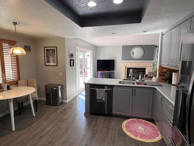 Detail Gallery Image 16 of 39 For 1760 Hampton Ct, Bonita,  CA 91902 - 3 Beds | 2/1 Baths