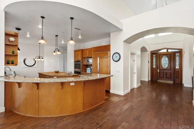 1101 York Dr., Vista CA: https://media.crmls.org/mediaz/5fea48c6-09ae-4ecf-ad3d-dac861ba0faf.jpg