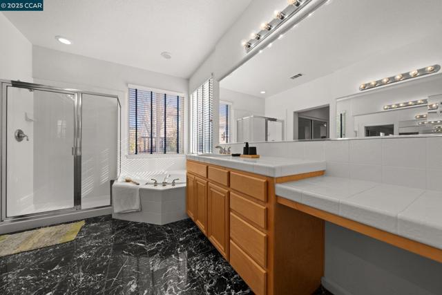 Image 48 of 60 For 868 Deer Spring Cir