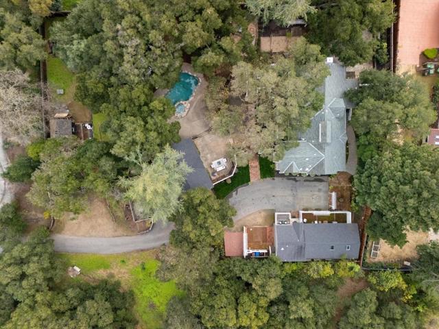 19050 Camino Barco, Saratoga CA: https://media.crmls.org/mediaz/5feae1ae-7744-4762-9311-3fc794acd2d1.jpg