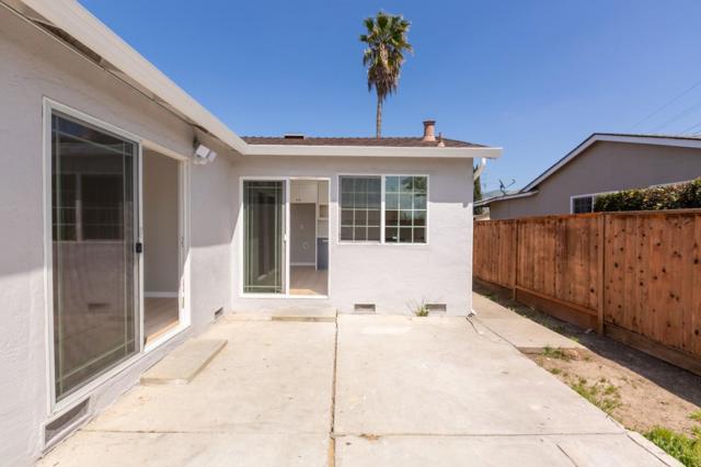 2749 Scottsdale Drive, San Jose CA: https://media.crmls.org/mediaz/5feb18f3-d006-43a8-a51c-2ca228cec267.jpg