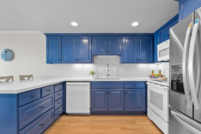 476 Oceanview Drive, La Selva Beach CA: https://media.crmls.org/mediaz/5feb5b71-cab6-40da-a875-7803bccef3d0.jpg