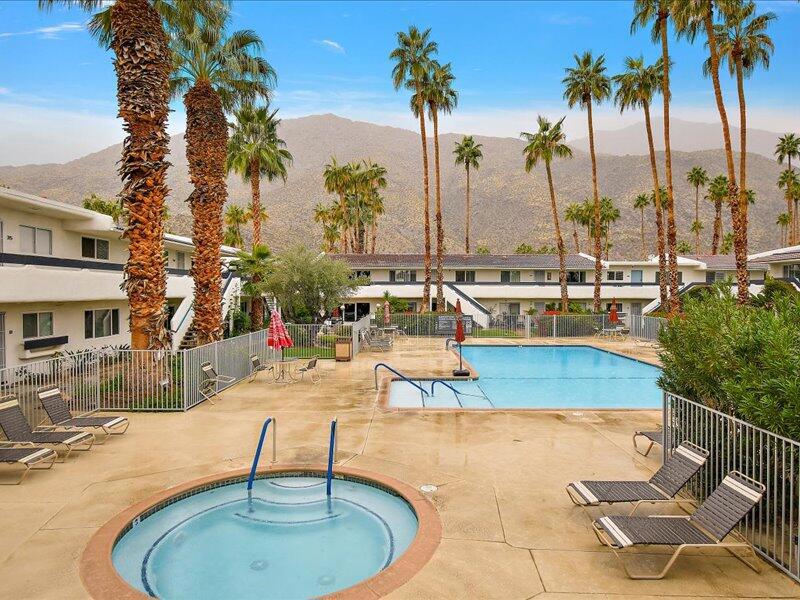 1900 S Palm Canyon Drive 11, Palm Springs, CA 92264
