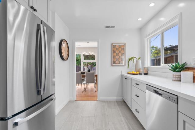 776 Pineview Drive, San Jose CA: https://media.crmls.org/mediaz/5feecefb-0543-4491-a4ce-c4fe0c2c42c3.jpg