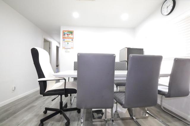 3637 Snell Avenue, San Jose CA: https://media.crmls.org/mediaz/5feee621-0adf-4656-8b4d-3bd888029576.jpg