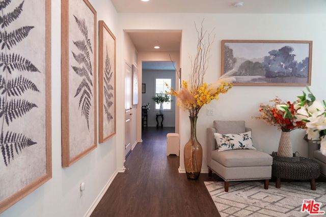 18215 Astro Court, Santa Clarita CA: https://media.crmls.org/mediaz/5fef7e99-6e44-4ea3-afa6-855ab7cf52e3.jpg