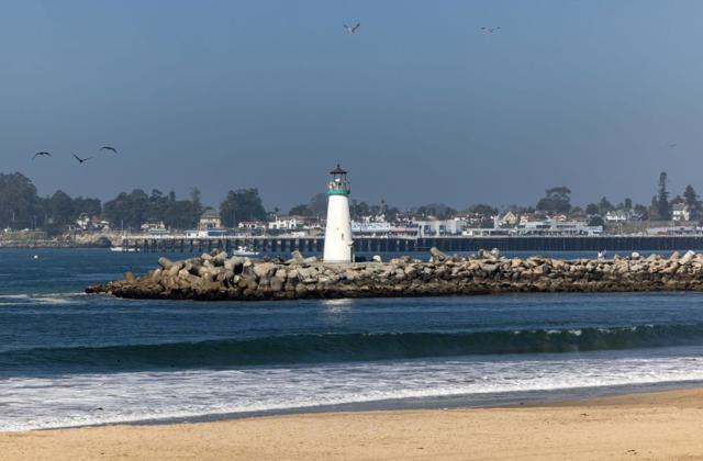 123 Reed Way, Santa Cruz CA: https://media.crmls.org/mediaz/5ff118fb-33de-4514-a930-33fe76744d6b.jpg