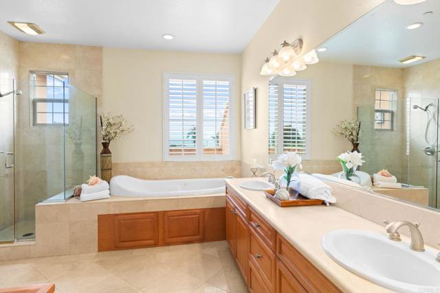 Image 12 of 23 For 2744 Carlsbad Boulevard 205