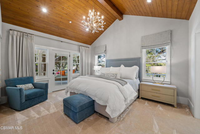 1464 Hidden Valley Road, Thousand Oaks CA: https://media.crmls.org/mediaz/5ff174d9-db86-458d-9c25-518f60d49290.jpg