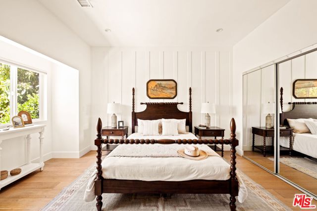 13514 Morrison Street, Sherman Oaks CA: https://media.crmls.org/mediaz/5ff26421-3982-4dcb-b737-bd3ee8f63f9c.jpg