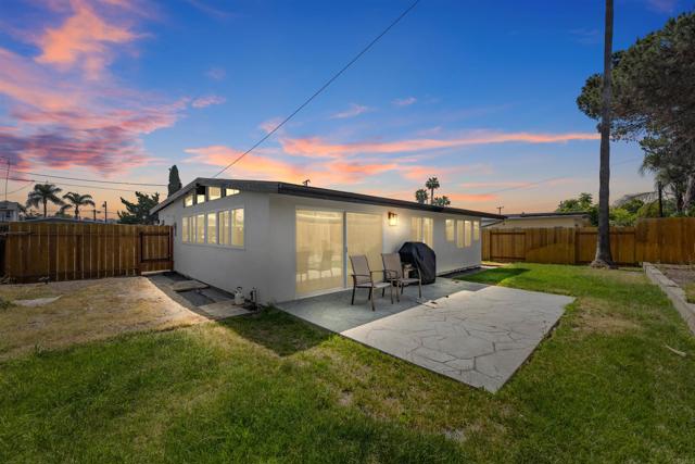 Detail Gallery Image 3 of 30 For 6252 Lake Albano Ave, San Diego,  CA 92119 - 3 Beds | 2 Baths