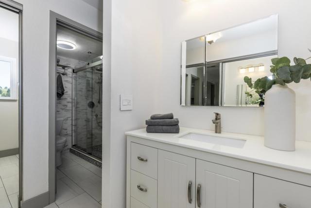 991 Fassler Avenue, Pacifica CA: https://media.crmls.org/mediaz/5ff321cb-c33b-4bd7-8cdb-7cf8af1a09dd.jpg