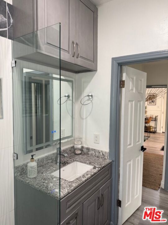 3920 Highland Avenue, Manhattan Beach CA: https://media.crmls.org/mediaz/5ff3495a-d68b-449f-8858-c656a85708ac.jpg