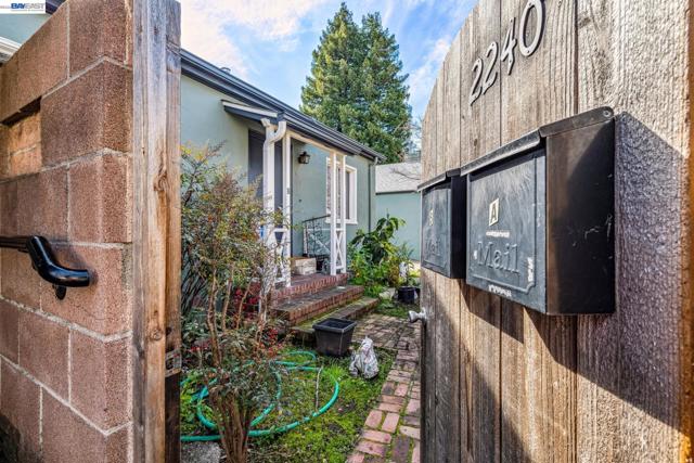 Image 10 of 23 For 2242 Santa Clara Ave