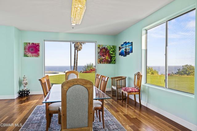 31505 Pacific Coast Highway, Malibu CA: https://media.crmls.org/mediaz/5ff35db8-cf58-4abe-a75e-a1dead4f46f2.jpg