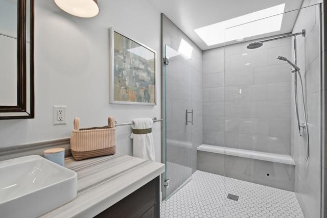 831 Balboa Lane, Foster City CA: https://media.crmls.org/mediaz/5ff36183-f47f-4c93-8296-952014d84712.jpg