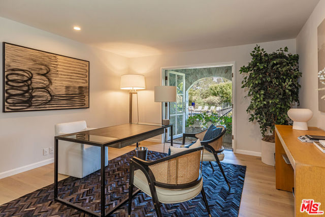 1756 Correa Way, Los Angeles CA: https://media.crmls.org/mediaz/5ff36bde-b63b-4d16-8699-d22c00136b96.jpg
