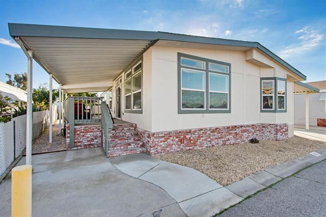 Detail Gallery Image 3 of 67 For 200 N El Camino Real #43,  Oceanside,  CA 92058 - 3 Beds | 2 Baths