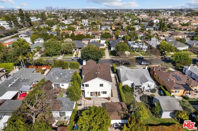 1829 Stearns Drive, Los Angeles, California 90035, 5 Bedrooms Bedrooms, ,4 BathroomsBathrooms,Single Family Residence,For Sale,Stearns,24401643