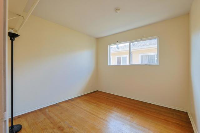 216 Crescent, Salinas CA: https://media.crmls.org/mediaz/5ff5b9b3-eb4f-4e76-9066-4c54a0fb7708.jpg