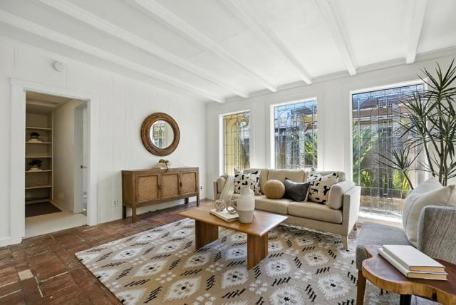 1449 Merrywood Drive, San Jose CA: https://media.crmls.org/mediaz/5ff680c8-8bd1-490e-a68f-71ae7ec5cc80.jpg