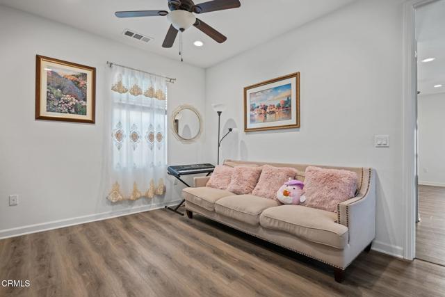 Detail Gallery Image 14 of 26 For 1511 Mulligan St, Oxnard,  CA 93036 - 3 Beds | 2/1 Baths