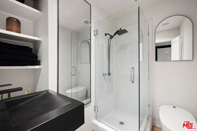 8061 Woodland Lane, Los Angeles CA: https://media.crmls.org/mediaz/5ff6c4a4-f2b7-4ecb-b141-d4f3012c5fe5.jpg