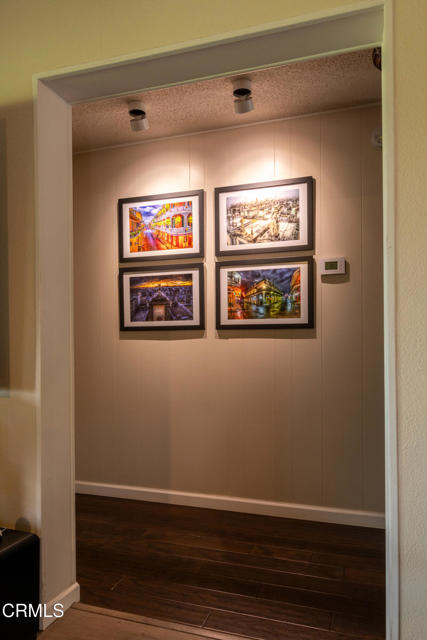 2491 Apple Lane, Oxnard CA: https://media.crmls.org/mediaz/5ff6ed56-cfbf-4c05-b4b7-56b2469fee9b.jpg