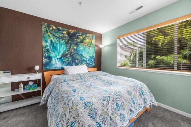 7 Massachusetts Circle, Salinas CA: https://media.crmls.org/mediaz/5ff88a26-4fa6-4f16-b3dc-42b404df4dc1.jpg