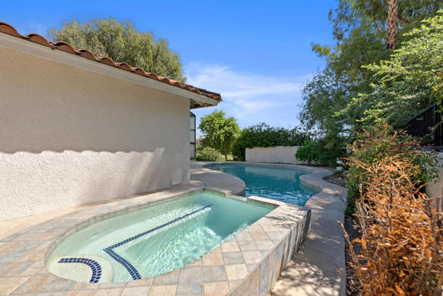 39440 Tandika Trail S, Palm Desert, CA 92211