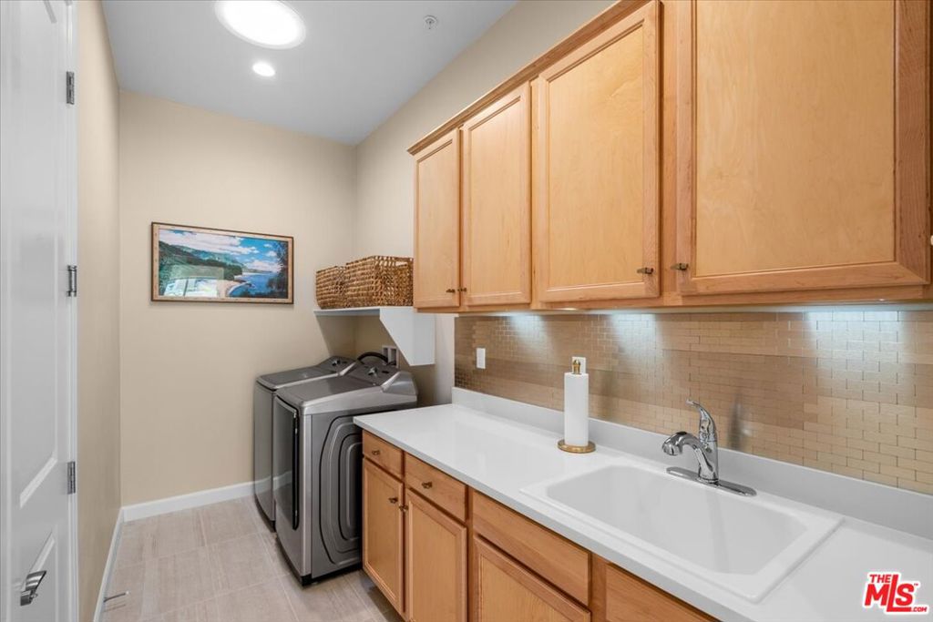 MLS #25537485 image #32