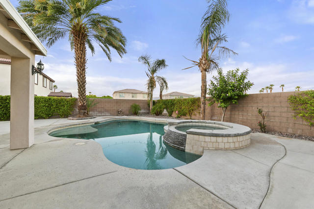 Image 42 of 66 For 48182 Keaton Way Way
