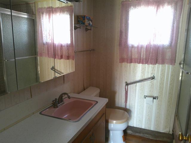 Detail Gallery Image 11 of 21 For 410 S 1st St Spc 62,  El Cajon,  CA 92019 - 2 Beds | 2 Baths