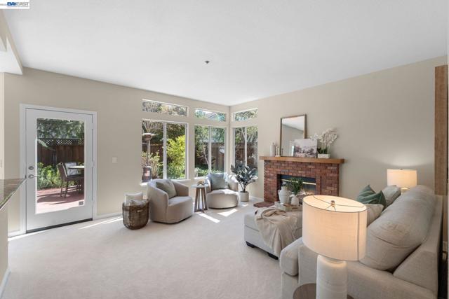 Image 15 of 40 For 912 Loyola Way